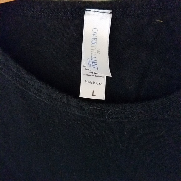 3 / $10 Long Comfie Black T-Shirt - Picture 2 of 4